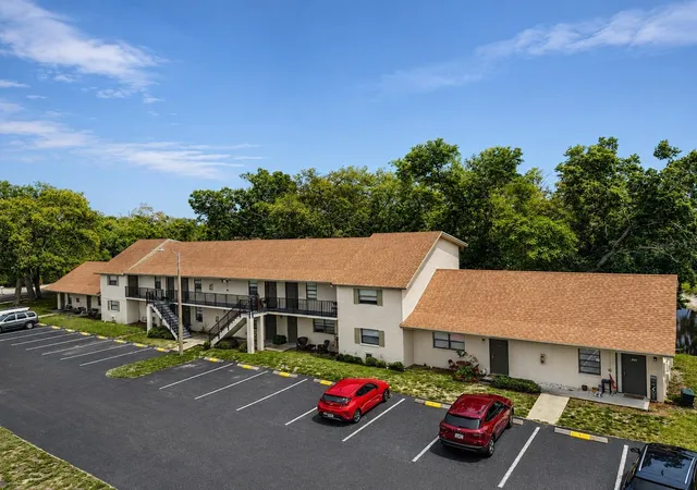 Photo 2 of Condo for sale at 2142 Bradford St #308, Clearwater, FL 33760 | MLS# TB8528949 | Listing updated on 2026-09-16