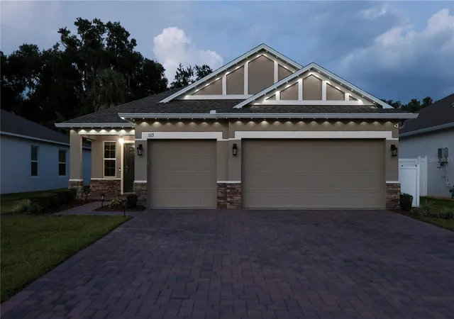 Photo 2 of Single family home for sale at 1113 Bradford Ridge Dr, Leesburg, FL 34748 | MLS# O6425215 | Listing updated on 2026-09-16