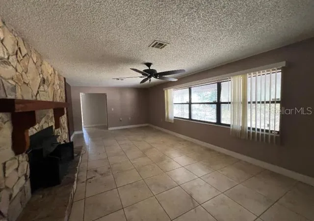 Photo 4 of Single family home for sale at 5875 NE 167th Avenue, Silver Springs, FL 34488 | MLS# O6425432 | Listing updated on 2026-09-17