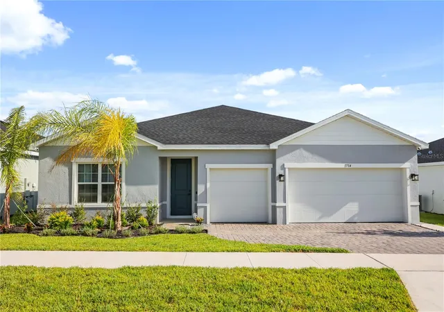 Photo 1 of Single family home for sale at 1714 Upland Ln, Winter Haven, FL 33884 | MLS# O6425448 | Listing updated on 2026-09-23