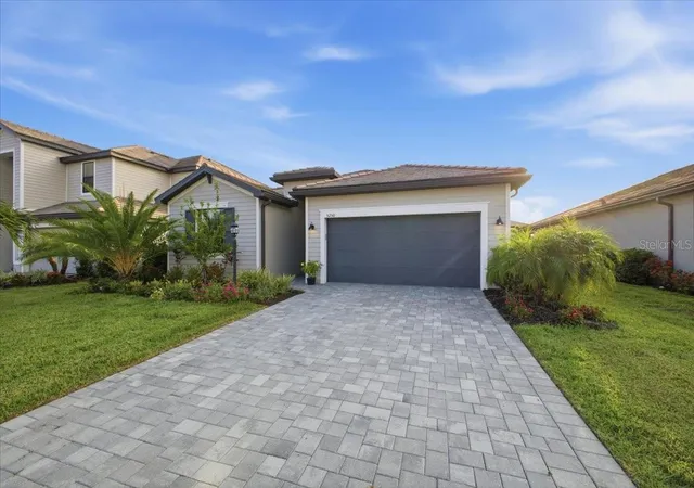 Photo 2 of Single family home for sale at 5250 Coral Reef Way, Bradenton, FL 34211 | MLS# A4700301 | Listing updated on 2026-10-11