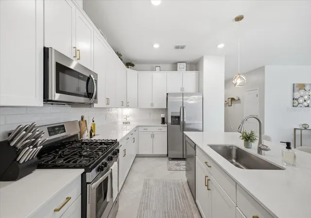 Photo 4 of Single family home for sale at 5250 Coral Reef Way, Bradenton, FL 34211 | MLS# A4700301 | Listing updated on 2026-10-11