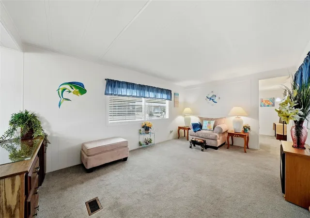 Photo 2 of Manufactured home for sale at 12116 Horseshoe Ln, Hudson, FL 34667 | MLS# W7887779 | Listing updated on 2026-09-17