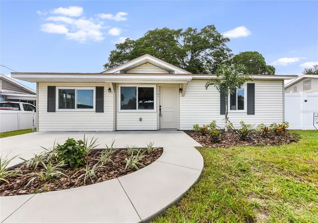 Photo 1 of Single family home for sale at 7851 40th Avenue N, St Petersburg, FL 33709 | MLS# TB8530692 | Listing updated on 2026-09-20