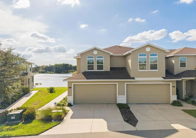 Photo 2 of Townhouse for sale at 1934 Lake Ridge Blvd, Clearwater, FL 33763 | MLS# TB8531186 | Listing updated on 2026-09-17