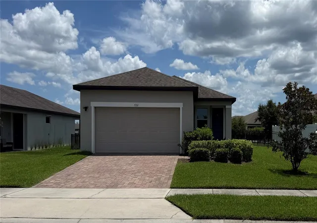 Photo 1 of Single family home for sale at 722 Ladyfish Ln, New Smyrna Beach, FL 32168 | MLS# O6427090 | Listing updated on 2026-09-18