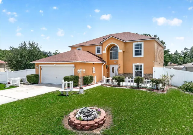 Photo 2 of Single family home for sale at 1502 Fort Meade Pl, Kissimmee, FL 34759 | MLS# O6427155 | Listing updated on 2026-10-12