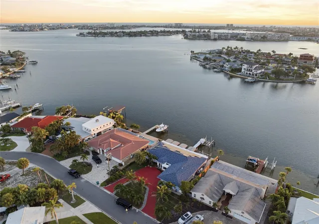 Photo 58 of Single family home for sale at 1818 Dolphin Blvd S, Saint Petersburg, FL 33707 | MLS# TB8531575 | Listing updated on 2026-09-28