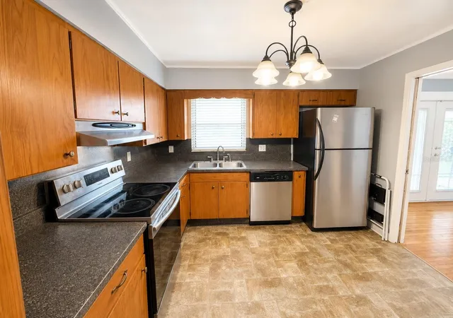 Photo 3 of Single family home for sale at 409 Montgomery Ave, Lakeland, FL 33801 | MLS# S5154269 | Listing updated on 2026-09-18