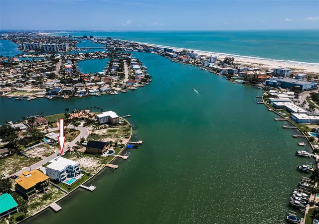 Photo 3 of Single family home for sale at 43 Dolphin Dr, Treasure Island, FL 33706 | MLS# TB8532144 | Listing updated on 2026-09-21