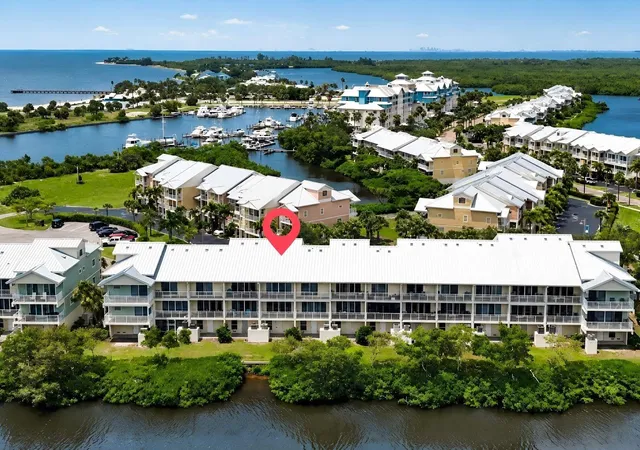 Photo 3 of Townhouse for sale at 3248 Mangrove Point Dr, Ruskin, FL 33570 | MLS# TB8532153 | Listing updated on 2026-09-28
