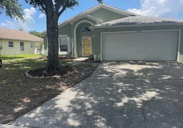 Photo 1 of Single family home for sale at 1048 Winding Water Way, Clermont, FL 34714 | MLS# OM729077 | Listing updated on 2026-09-09