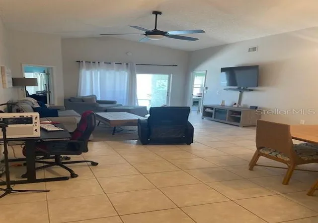 Photo 4 of Single family home for sale at 1048 Winding Water Way, Clermont, FL 34714 | MLS# OM729077 | Listing updated on 2026-09-09