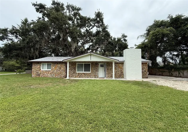 Photo 2 of Single family home for sale at 4553 Edith St, New Port Richey, FL 34652 | MLS# S5154317 | Listing updated on 2026-10-22
