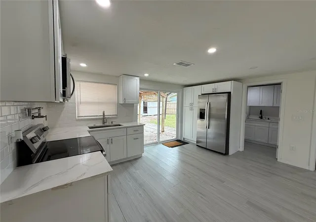 Photo 4 of Single family home for sale at 4553 Edith St, New Port Richey, FL 34652 | MLS# S5154317 | Listing updated on 2026-10-22