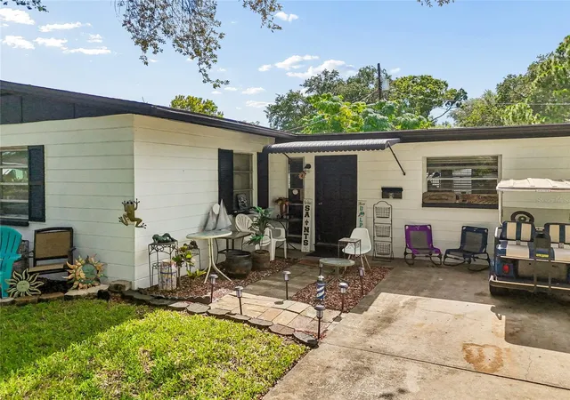 Photo 3 of Single family home for sale at 7846 12th Street N, Saint Petersburg, FL 33702 | MLS# TB8532464 | Listing updated on 2026-10-22