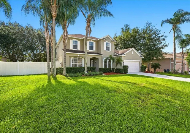 Photo 3 of Single family home for sale at 2157 Wintermere Pointe Dr, Winter Garden, FL 34787 | MLS# TB8532509 | Listing updated on 2026-10-09