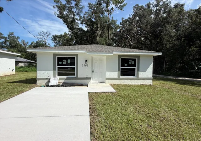 Photo 3 of Sale Pending at 2177 Nw 65th Place, Ocala, FL 34475 | MLS# OM729149 | Listing updated on 2026-09-16