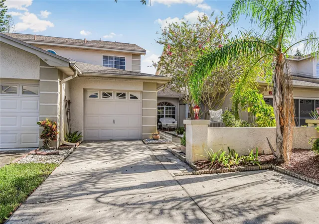 Townhouse for sale at 2586 Pine Cvs Ln, CLEARWATER, FL 33761 | MLS# TB8533068