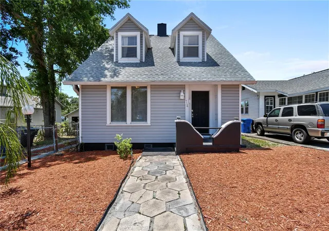 Photo 1 of Single family home for sale at 766 13th Avenue S, Saint Petersburg, FL 33701 | MLS# TB8533738 | Listing updated on 2026-09-17