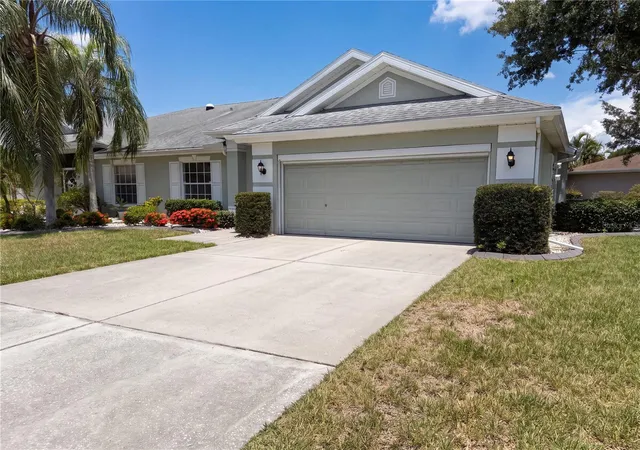Photo 1 of Condo for sale at 923 Oxford Park Dr #81, Sun City Center, FL 33573 | MLS# O6429220 | Listing updated on 2026-09-17