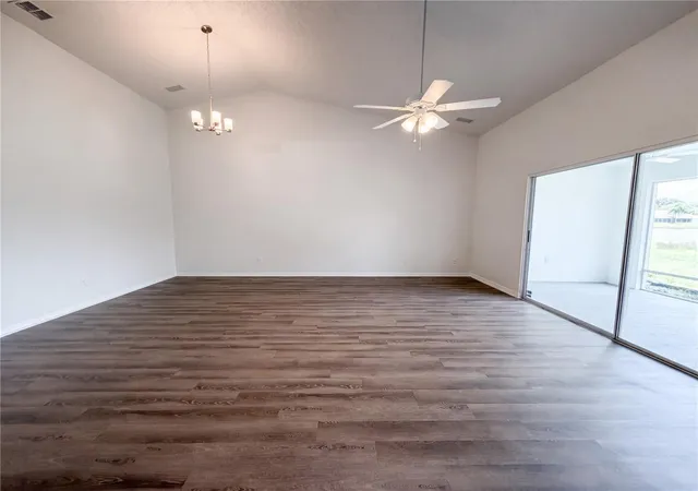 Photo 4 of Condo for sale at 923 Oxford Park Dr #81, Sun City Center, FL 33573 | MLS# O6429220 | Listing updated on 2026-09-17