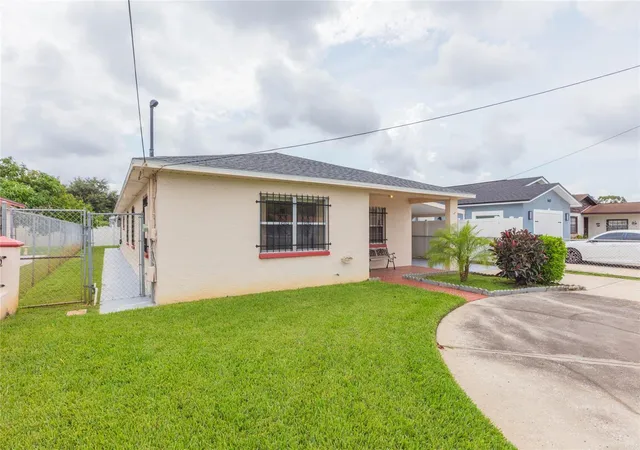 Photo 3 of Single family home for sale at 6611 N Clark Ave, Tampa, FL 33614 | MLS# TB8535528 | Listing updated on 2026-09-08