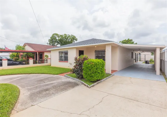Photo 4 of Single family home for sale at 6611 N Clark Ave, Tampa, FL 33614 | MLS# TB8535528 | Listing updated on 2026-09-08