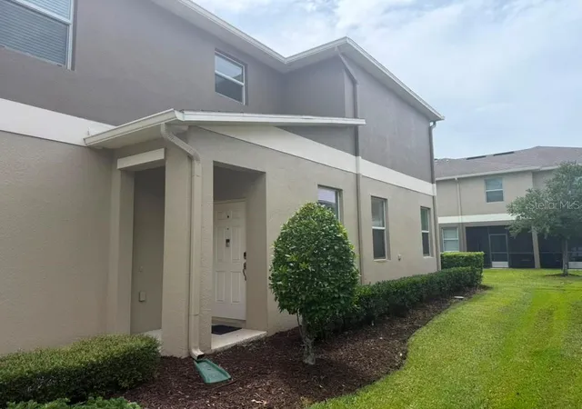 Photo 2 of Townhouse for sale at 15222 Harrington Cvs Dr, Orlando, FL 32824 | MLS# O6430723 | Listing updated on 2026-09-16