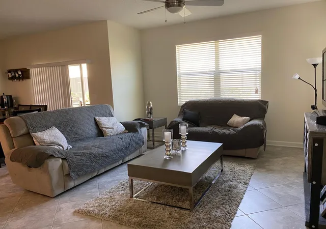 Photo 3 of Townhouse for sale at 15222 Harrington Cvs Dr, Orlando, FL 32824 | MLS# O6430723 | Listing updated on 2026-09-16
