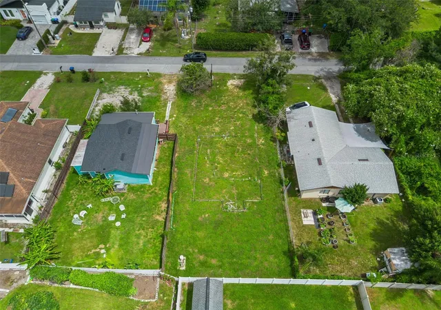 Photo 3 of Sale Pending at 10130 Frankel St, Orlando, FL 32825 | MLS# O6431414 | Listing updated on 2026-09-16