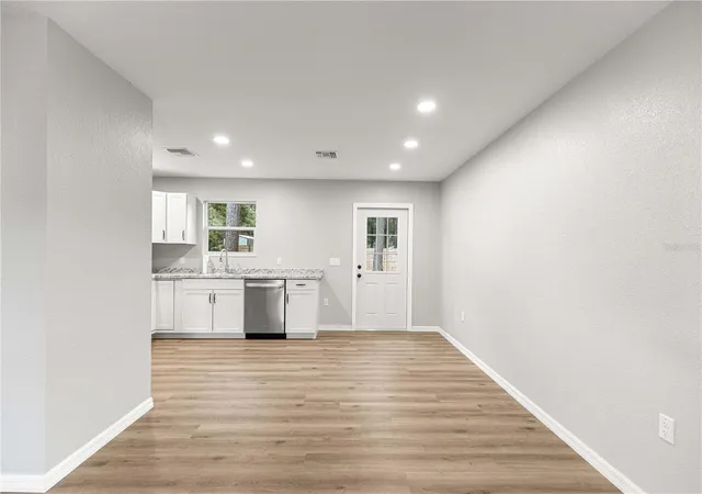 Photo 2 of Single family home for sale at 11060 NE 145th Lane, Fort Mc Coy, FL 32134 | MLS# OM729898 | Listing updated on 2026-09-24