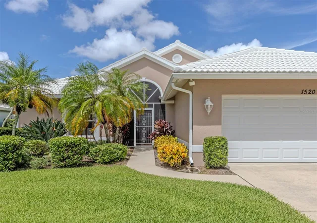 Photo 3 of Single family home for sale at 1520 Jasper Ct, Venice, FL 34292 | MLS# N6145286 | Listing updated on 2026-09-08