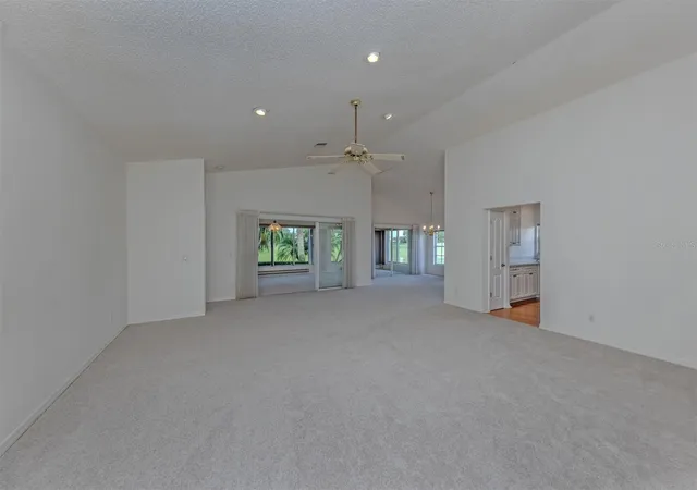 Photo 4 of Single family home for sale at 1520 Jasper Ct, Venice, FL 34292 | MLS# N6145286 | Listing updated on 2026-09-08