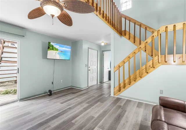 Photo 3 of Townhouse for sale at 13721 Markham Ln #4, Fort Myers, FL 33919 | MLS# C7529340 | Listing updated on 2026-09-30