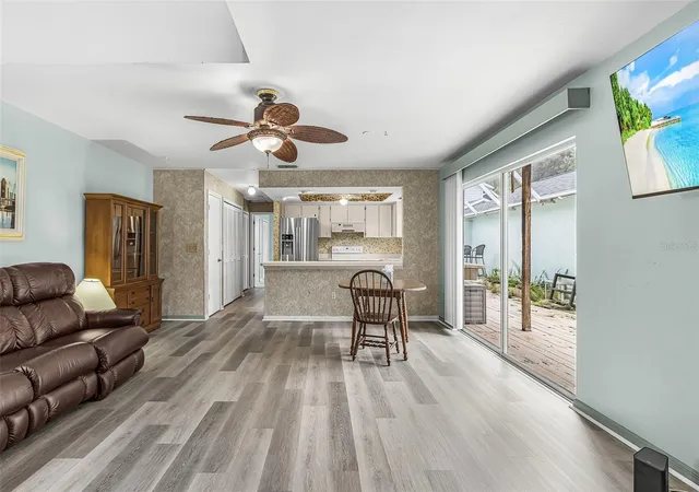 Photo 4 of Townhouse for sale at 13721 Markham Ln #4, Fort Myers, FL 33919 | MLS# C7529340 | Listing updated on 2026-09-30