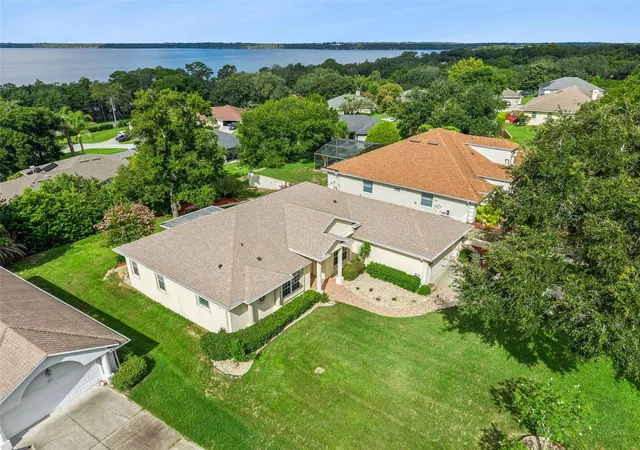 Photo 3 of Single family home for sale at 10308 Calle De Flores Dr, Clermont, FL 34711 | MLS# G5116222 | Listing updated on 2026-09-08