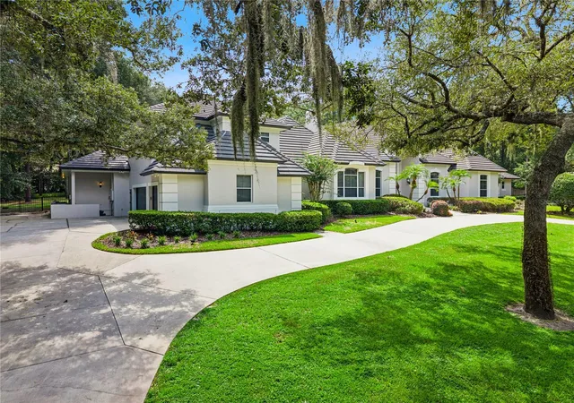 Photo 4 of Single family home for sale at 950 Sweetwater Clb Blvd, Longwood, FL 32779 | MLS# O6432120 | Listing updated on 2026-09-18