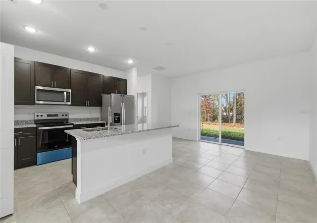 Photo 4 of Single family home for sale at 15322 SW 50th Court Rd, Ocala, FL 34473 | MLS# OM730050 | Listing updated on 2026-10-19