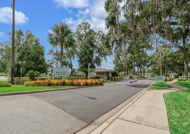 Photo 2 of Single family home for sale at 2332 Se 18 Circle, Ocala, FL 34471 | MLS# OM730061 | Listing updated on 2026-09-08
