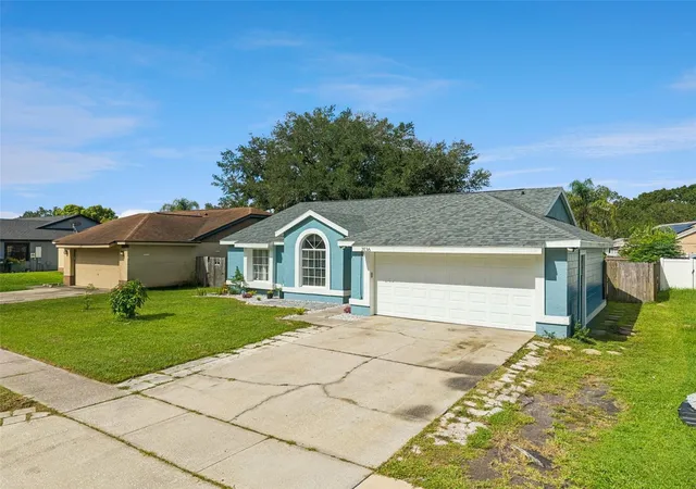 Photo 1 of Single family home for sale at 2136 Opal Dr, Orlando, FL 32822 | MLS# O6432320 | Listing updated on 2026-10-23