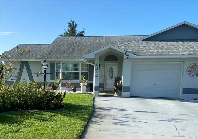 Photo 1 of Multi family home for sale at 4340 Vantage Cir, Sebring, FL 33872 | MLS# L4964186 | Listing updated on 2026-09-18