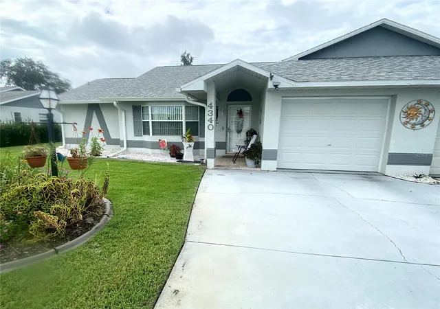 Photo 2 of Multi family home for sale at 4340 Vantage Cir, Sebring, FL 33872 | MLS# L4964186 | Listing updated on 2026-09-18