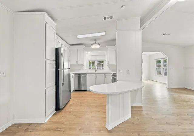 Photo 2 of Manufactured home for sale at 130 Clubview Dr #2, Safety Harbor, FL 34695 | MLS# TB8538006 | Listing updated on 2026-09-28