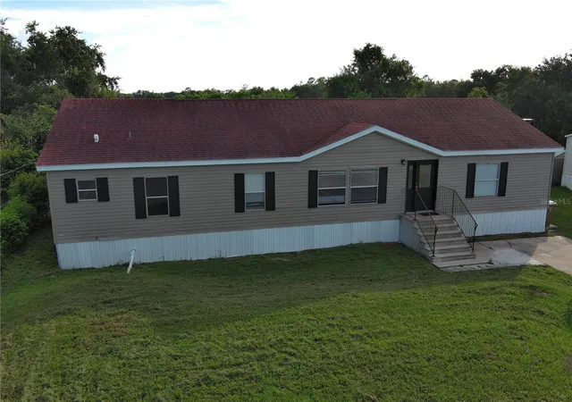 Photo 3 of Manufactured home for sale at 1124 Dara Cay Dr, Kissimmee, FL 34741 | MLS# S5155459 | Listing updated on 2026-09-18