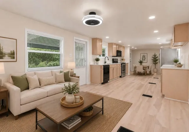 Photo 3 of Manufactured home for sale at 16137 Lauderdale St, Brooksville, FL 34604 | MLS# TB8538447 | Listing updated on 2026-09-16