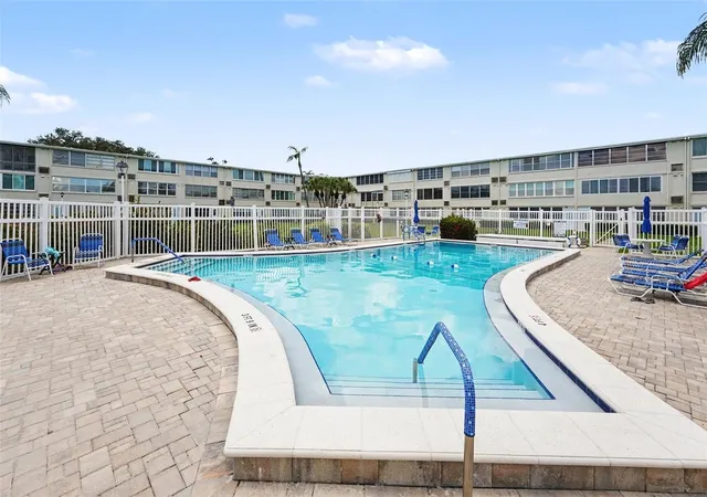 Photo 2 of Condo for sale at 951 79th Avenue N #APT 322, Saint Petersburg, FL 33702 | MLS# TB8538609 | Listing updated on 2026-10-18