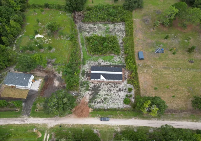 Photo 3 of Manufactured home for sale at 1636 Mistletoe St, Bunnell, FL 32110 | MLS# O6433395 | Listing updated on 2026-10-01