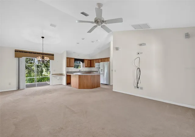 Photo 3 of Single family home for sale at 9699 County Rd 121, Wildwood, FL 34785 | MLS# G5116457 | Listing updated on 2026-09-17