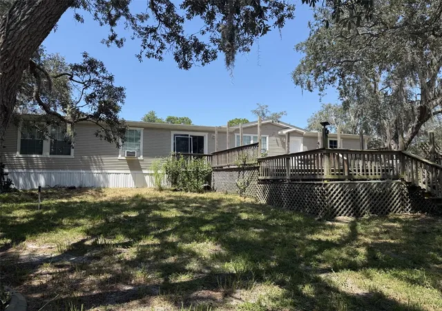Photo 1 of Manufactured home for sale at 12091 Pinetree Ln, Brooksville, FL 34613 | MLS# W7888632 | Listing updated on 2026-09-16